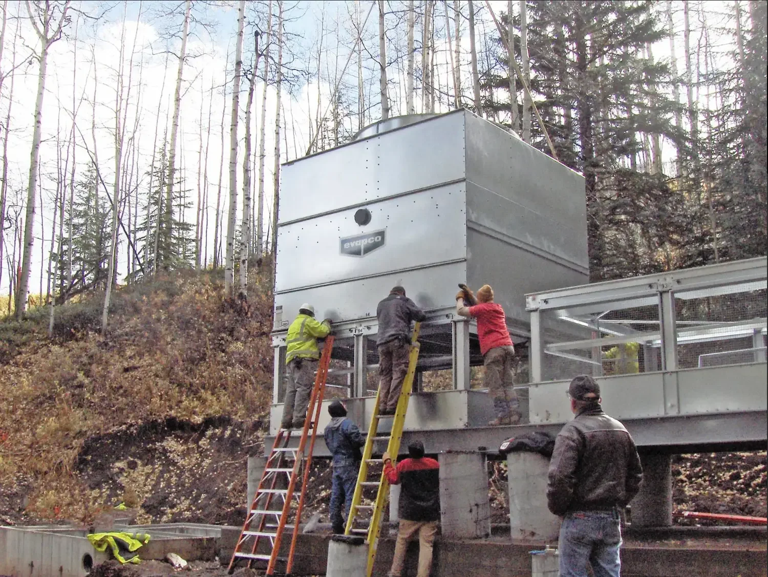 SMI Snowmakers Installing Snowmaking Water Cooling Tower at Golden Peak, Vail CO