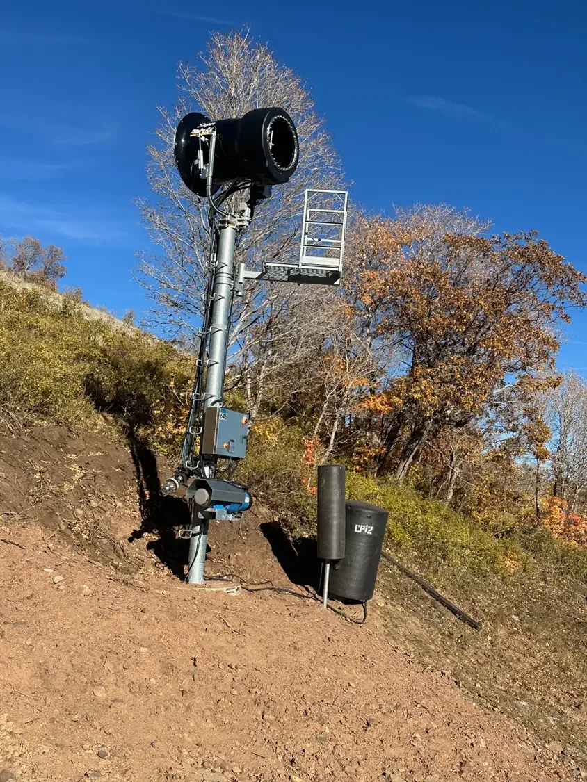 SMI snowmakers above-ground configuration option for fan guns.