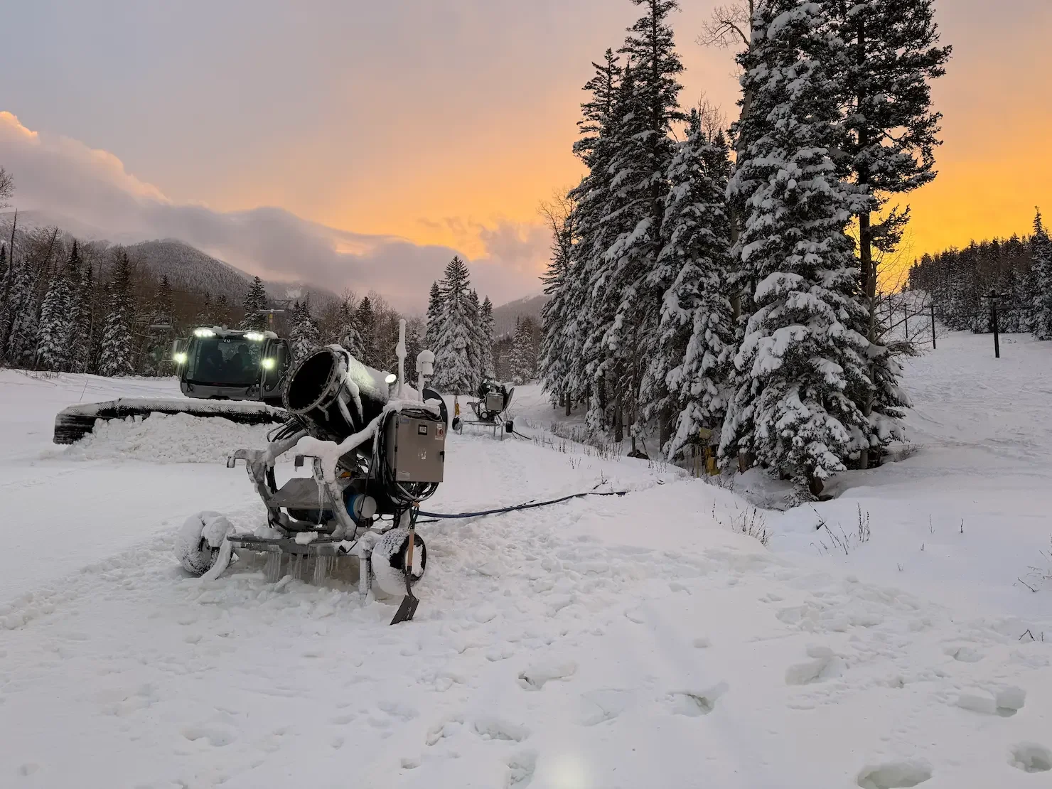 SMI Super Polecat Snowmakers | Arizona Snowbowl