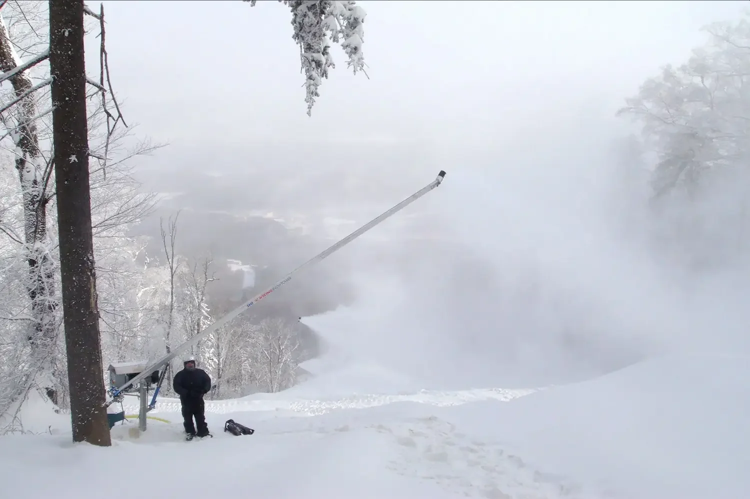 SMI V2 snowmaking stick at Yabul-Sun Mountain, China