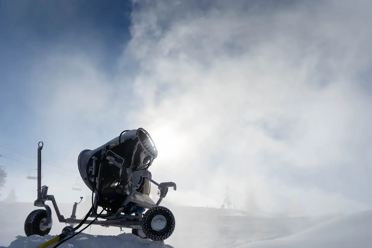 SnowGunAtBogusBasinNovember2019_PhotoByLukeTokunaga_2048x1365 copy.webp