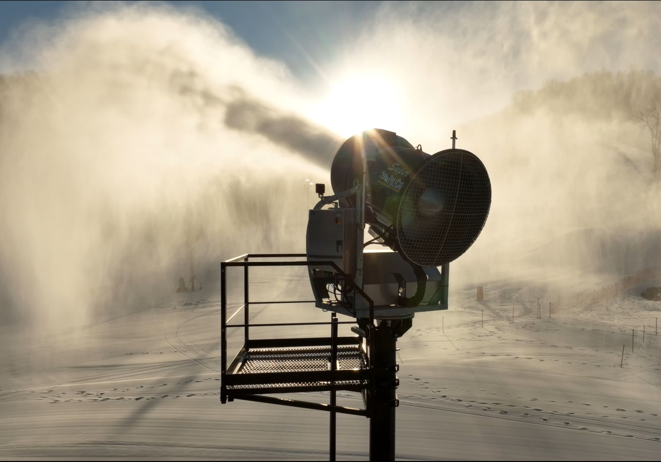 SMI Super Polecat snow machine, making snow.