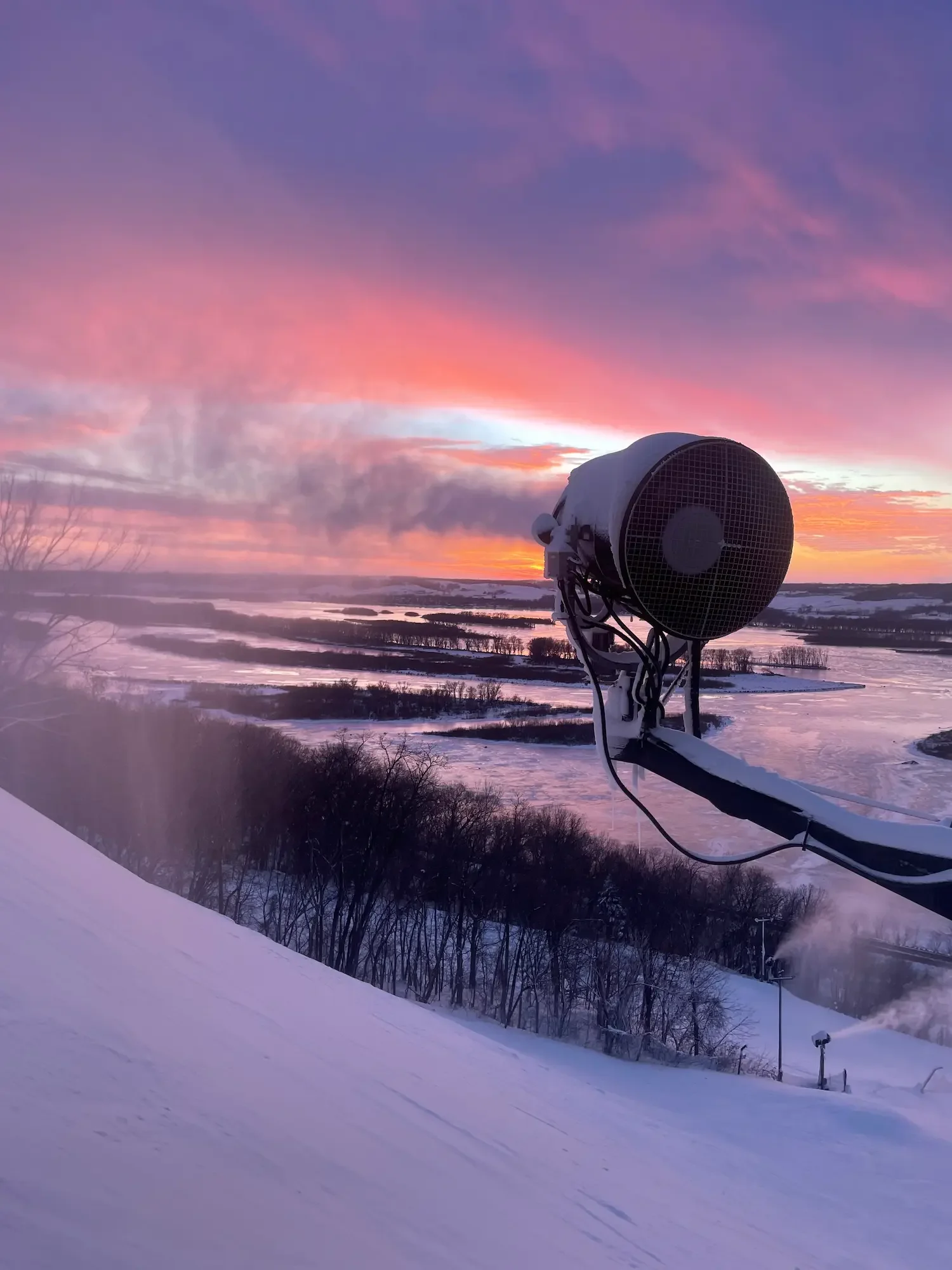 SMI Polecat Snwomaker | Chestnut Mountain, IL