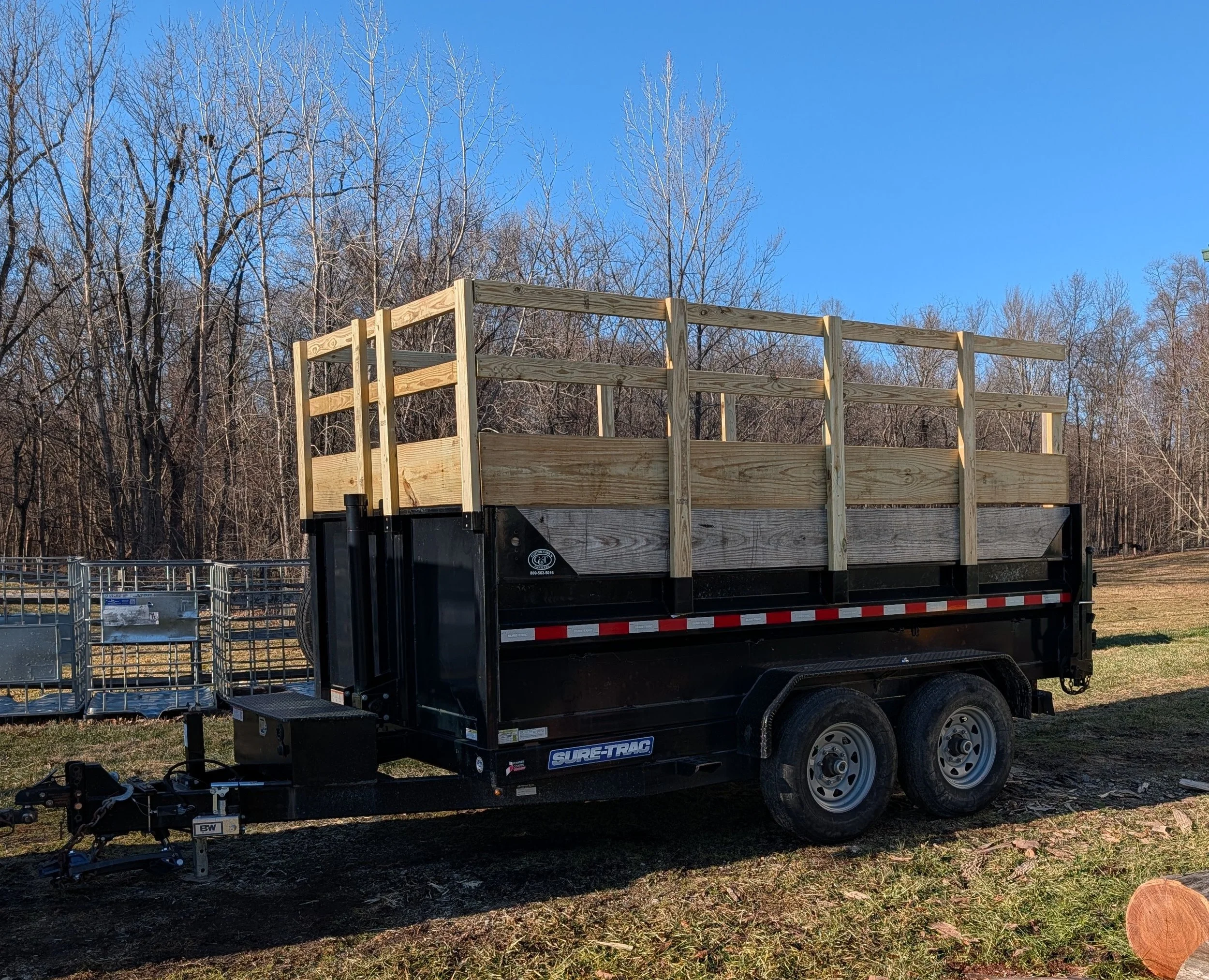 Hauling tons of junk, yard debris, or topsoil? We've got it covered.