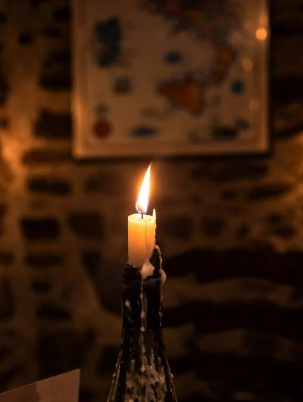 Cooper's by candlelight