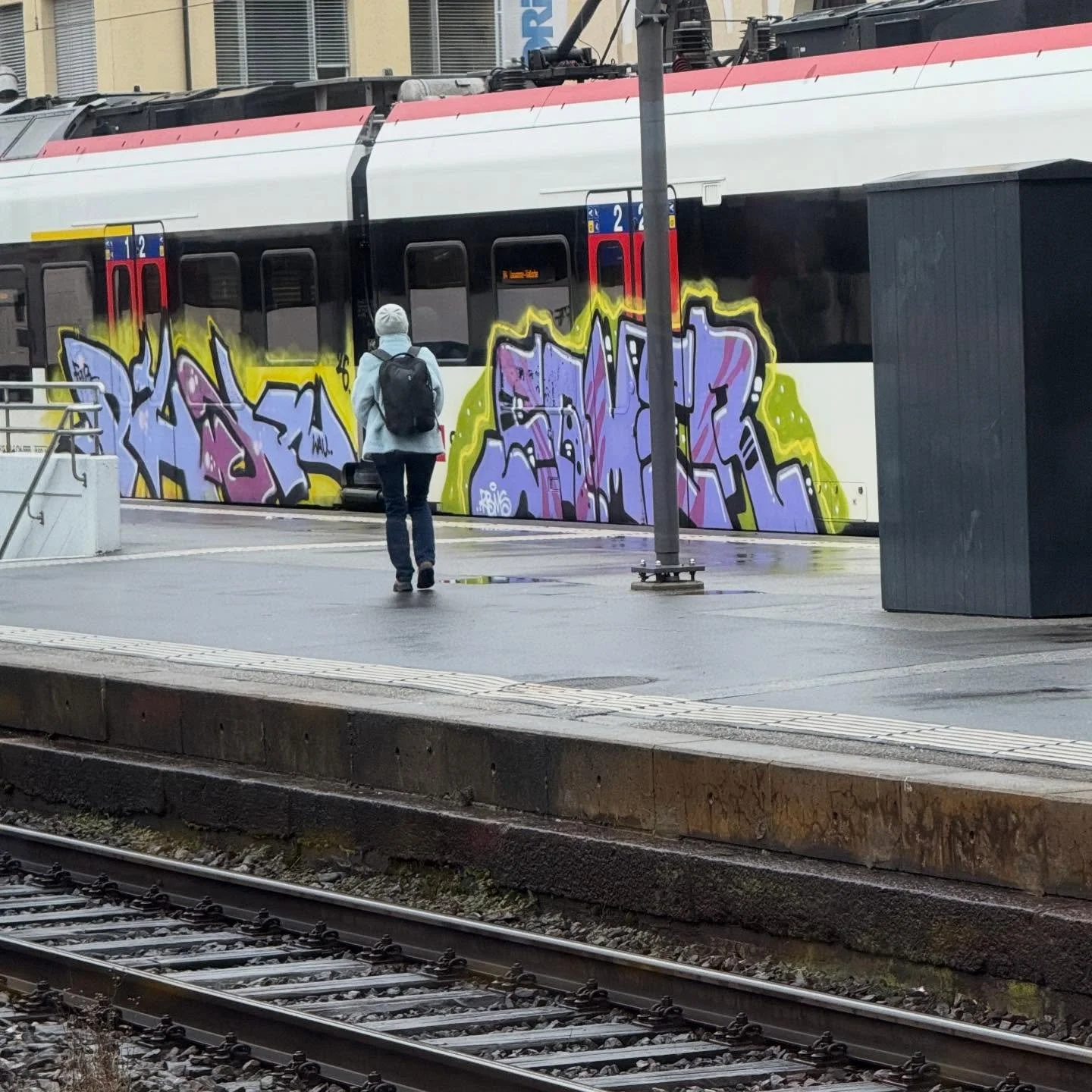Normally this never makes it out of the yard. Caught it moving SBB unicorn  #graffiti  #swisstag. #swisstrains