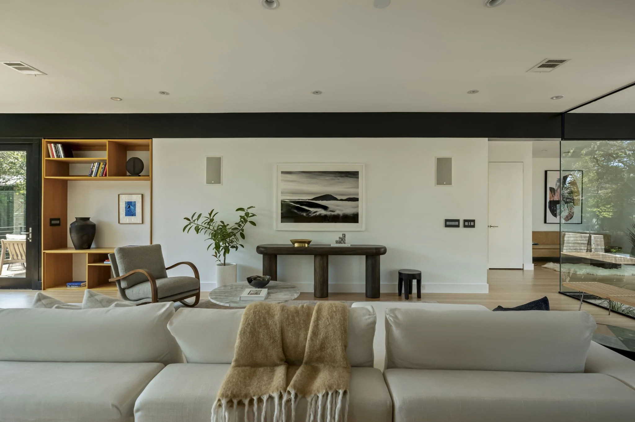 008-1017HarwoodPlace.jpg