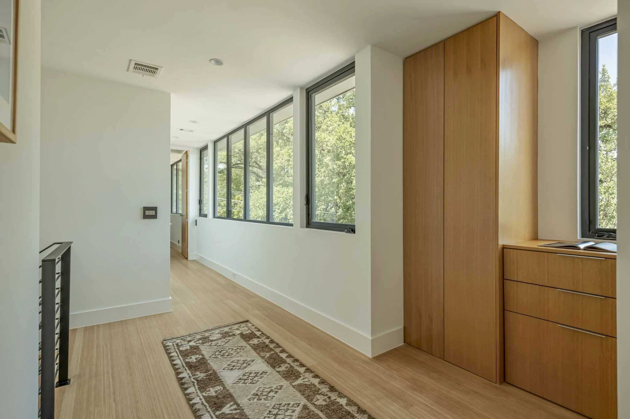 034-1017HarwoodPlace.jpg