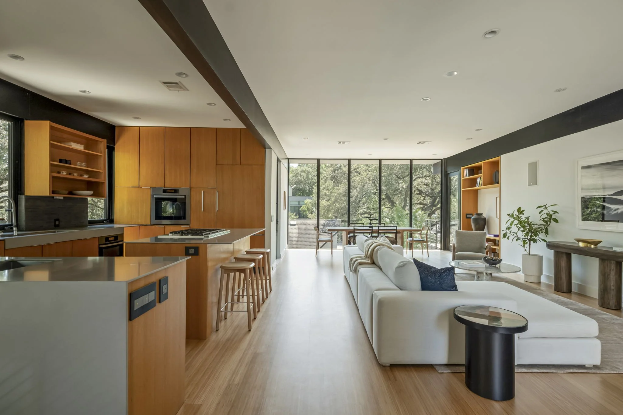 007-1017HarwoodPlace.jpg