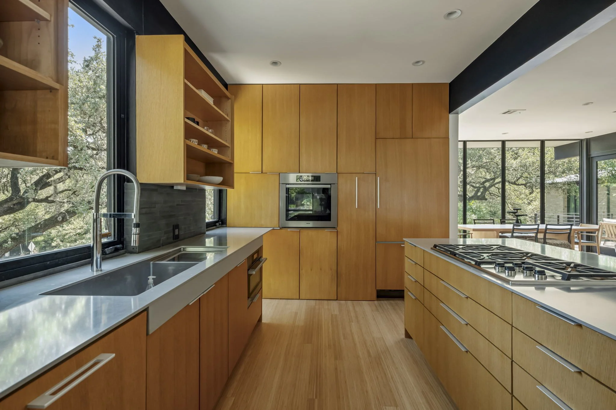 020-1017HarwoodPlace.jpg