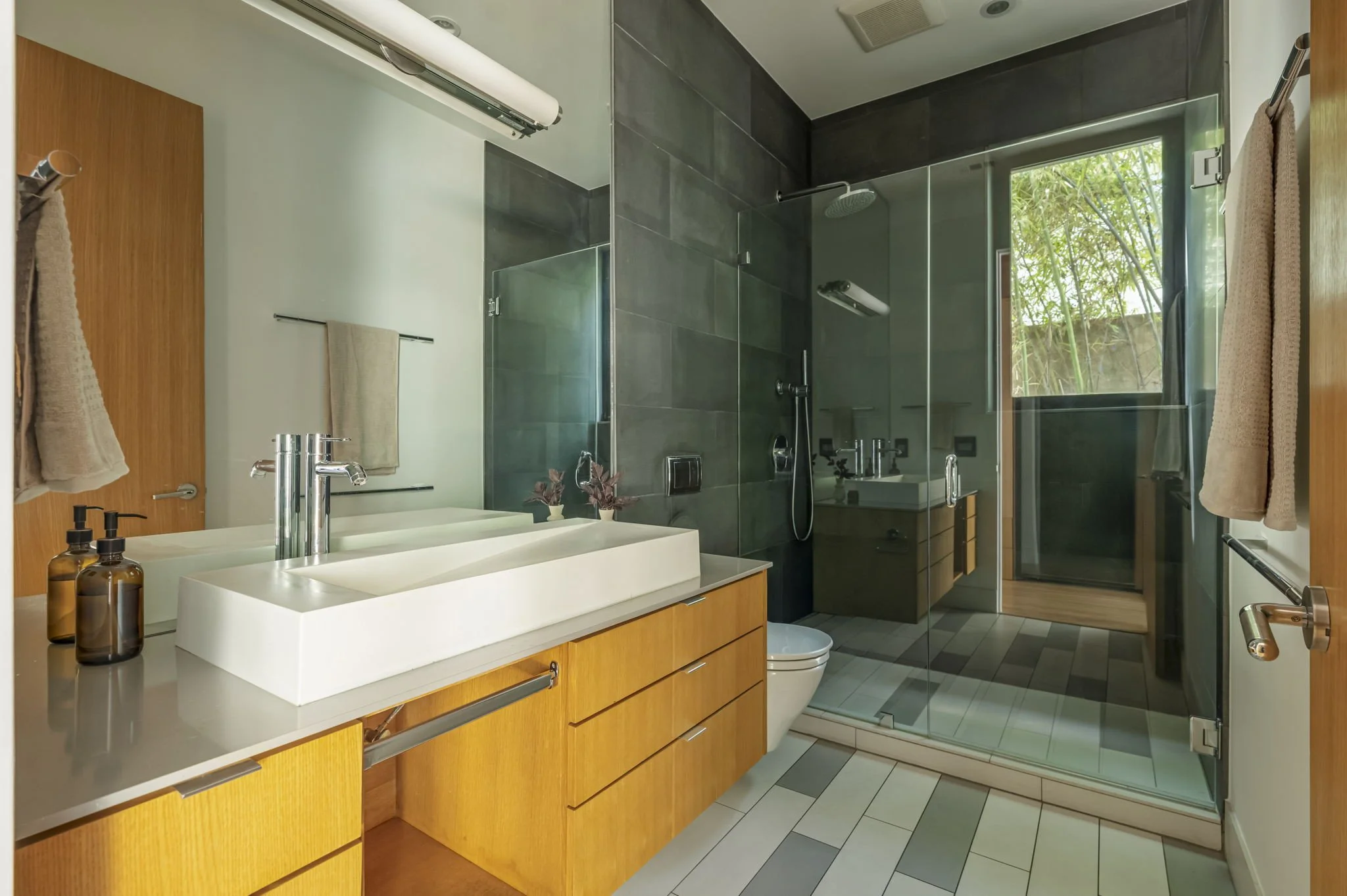 026-1017HarwoodPlace.jpg
