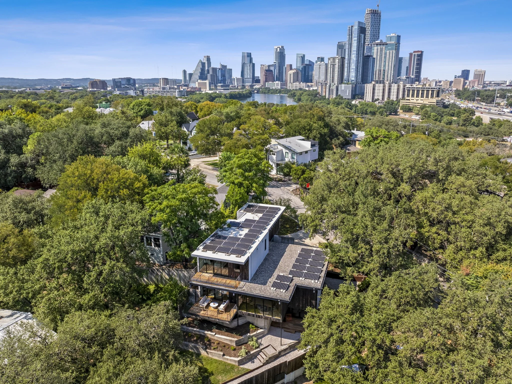 043-1017HarwoodPlace.jpg