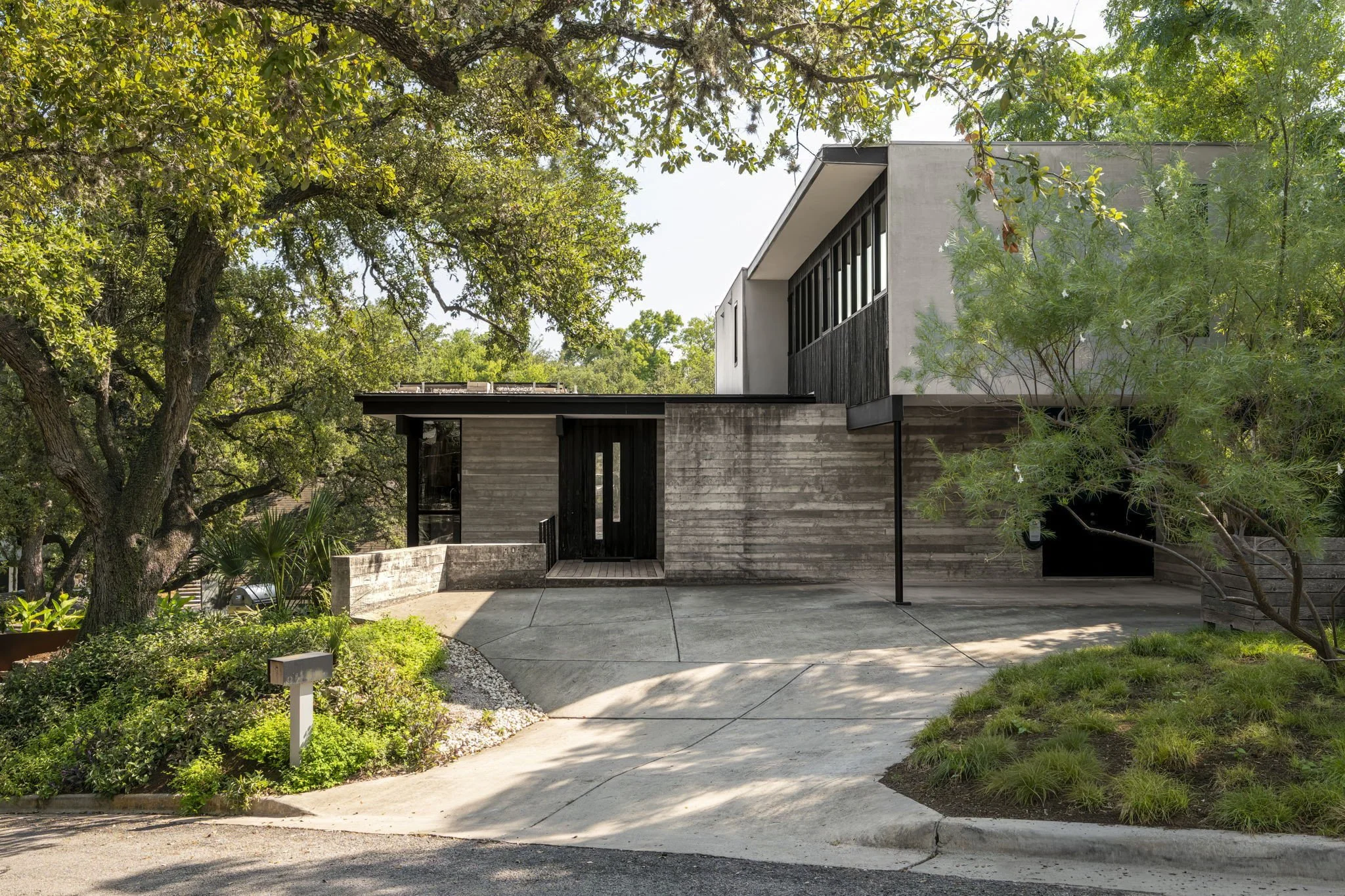046-1017HarwoodPlace.jpg