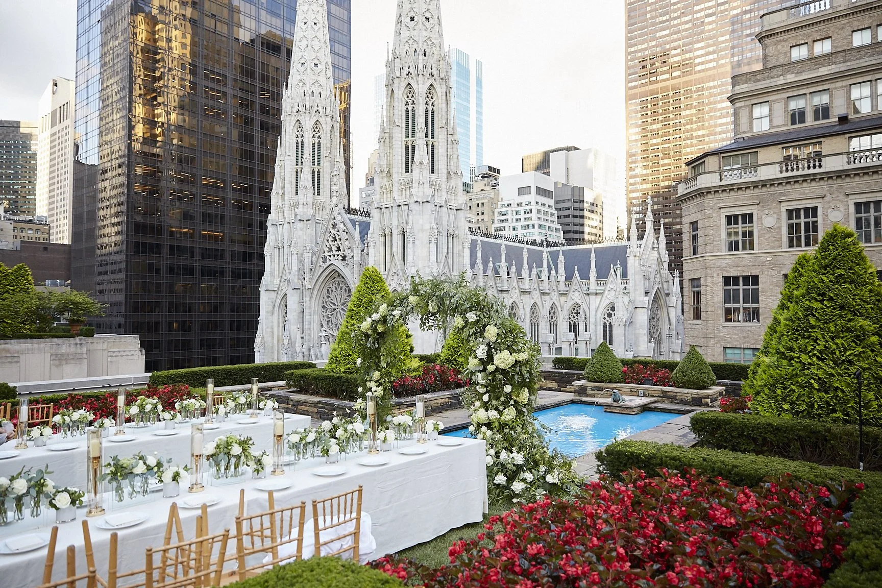 How To Choose High-End Catering For Corporate and Wedding Celebrations