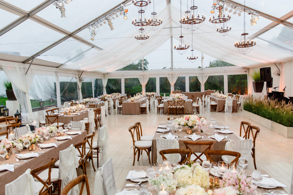 What Are Some Creative Wedding Catering Ideas To Wow Guests?