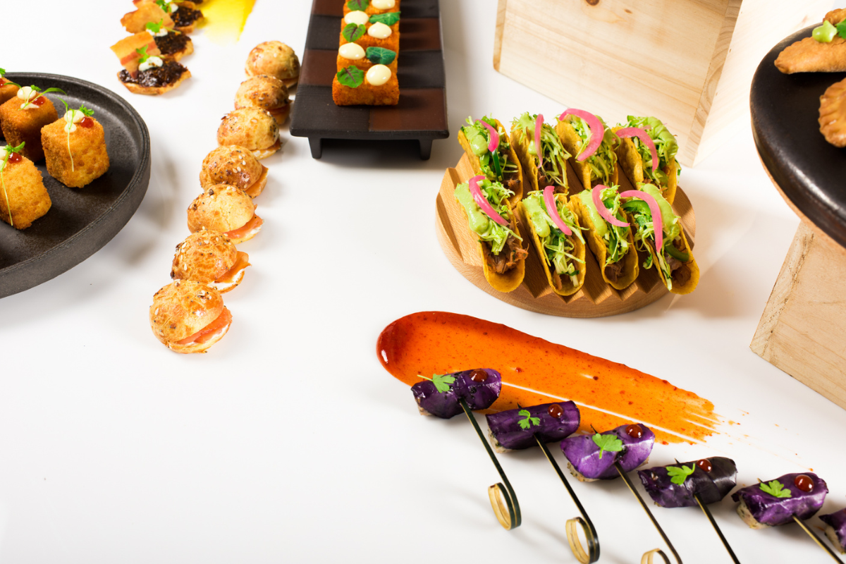 How The Best Office Catering in NYC Adapts Menus for High-Volume Corporate Offices