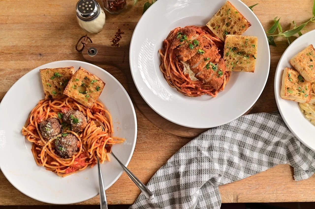 This is what Saturdays are made for ππ₯
Which one are you stealing a bite from first?
Tag your pasta date and make some weekend plans π
#pasta #pizza #wisdells #waterparkcapitaloftheworld #pizzavilla #openyearround #downtowndells #weekendplans #