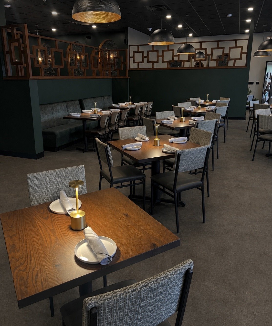 O&O Dining room pic.jpg