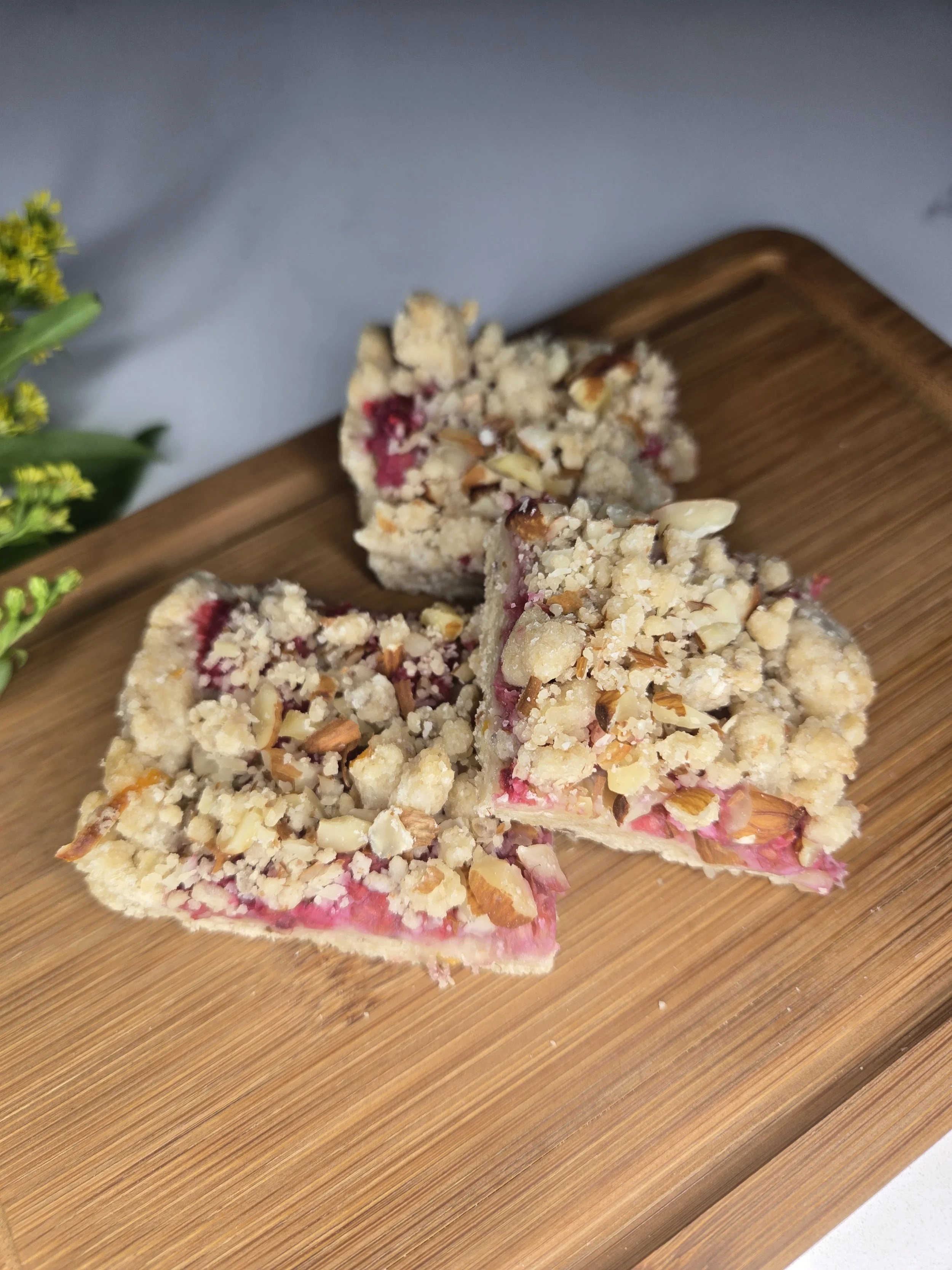 Vegan Raspberry Crumble Bars