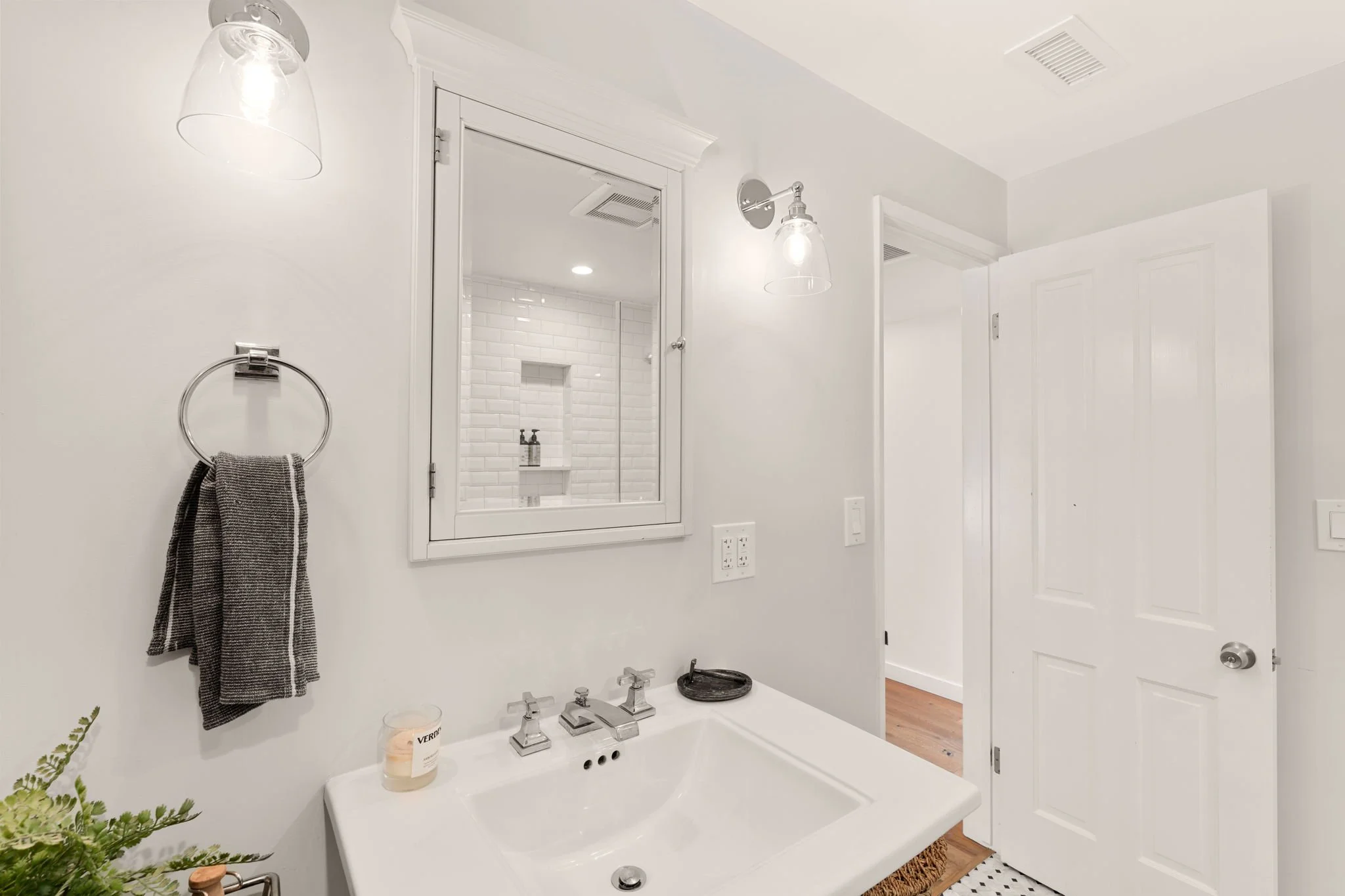 114-web-or-mls-DSC02130 (2).jpg