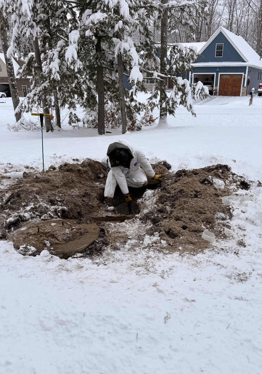 Fixing a septic pump float switch for a customer that had a problem with their pump floats.