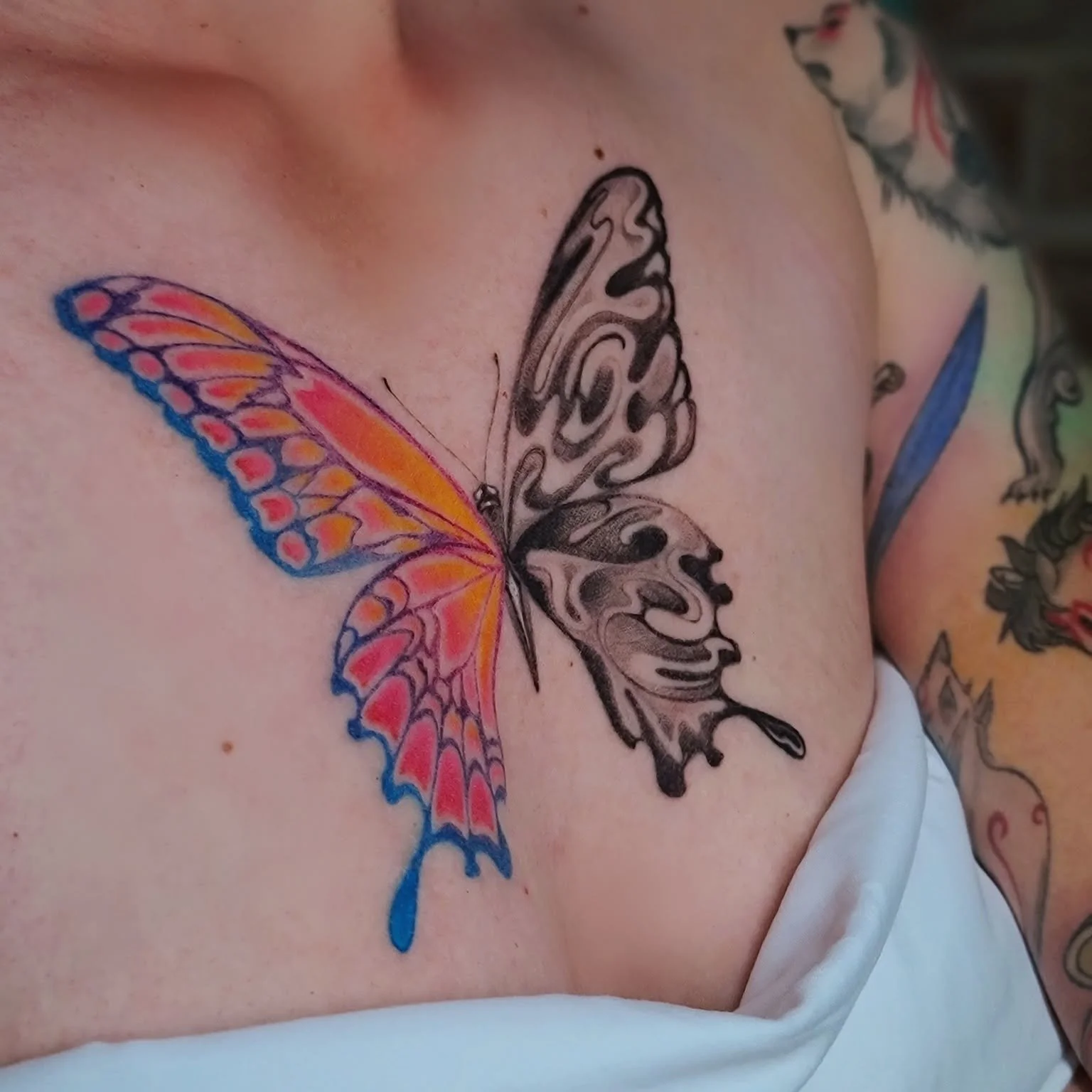 @glitterpoops_ Master Artist and Founder of Kasa Tatu

#colortattoo #neotrad #colortattoo #tattooideas #miamitattooartist #tattoodesign #tattoolife #miami #wynwood #tattoo #tattooartist #inked #tattooart #tattooideas #tattoodesign #dotwork #femaletat