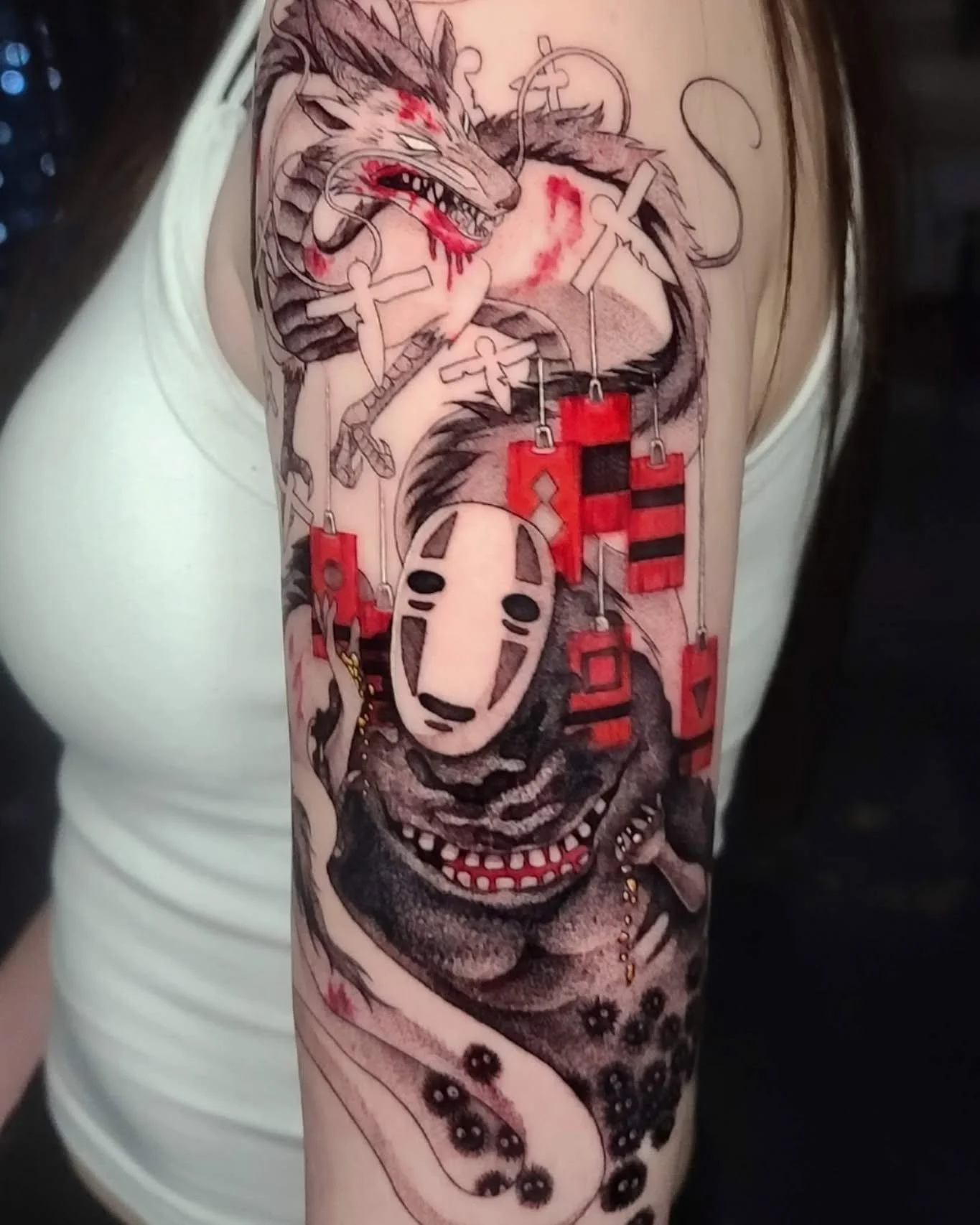 @glitterpoops_ Master Artist and Founder of Kasa Tatu

#colortattoo #neotrad #colortattoo #tattooideas #miamitattooartist #tattoodesign #tattoolife #miami #wynwood #tattoo #tattooartist #inked #tattooart #tattooideas #tattoodesign #dotwork #femaletat