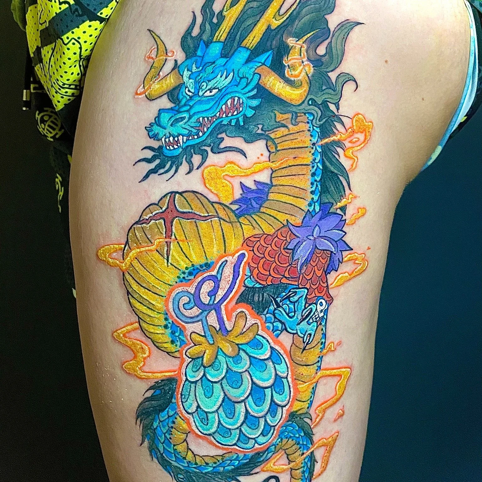 @julia.harley, Senior Artist now booking for September⎮ https://glitterpoopstudios.as.me/schedule.php

#neotrad #colortattoo #tattooideas #miamitattooartist #tattoodesign #tattoolife #miami #wynwood
#tattoo #goth #blackwork #gothictattoo #tattoos #da
