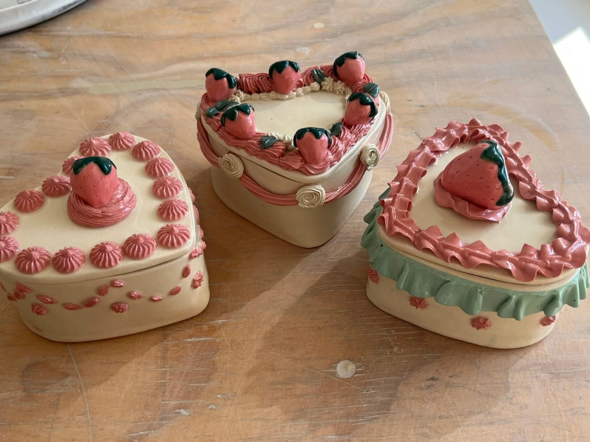 cake jars