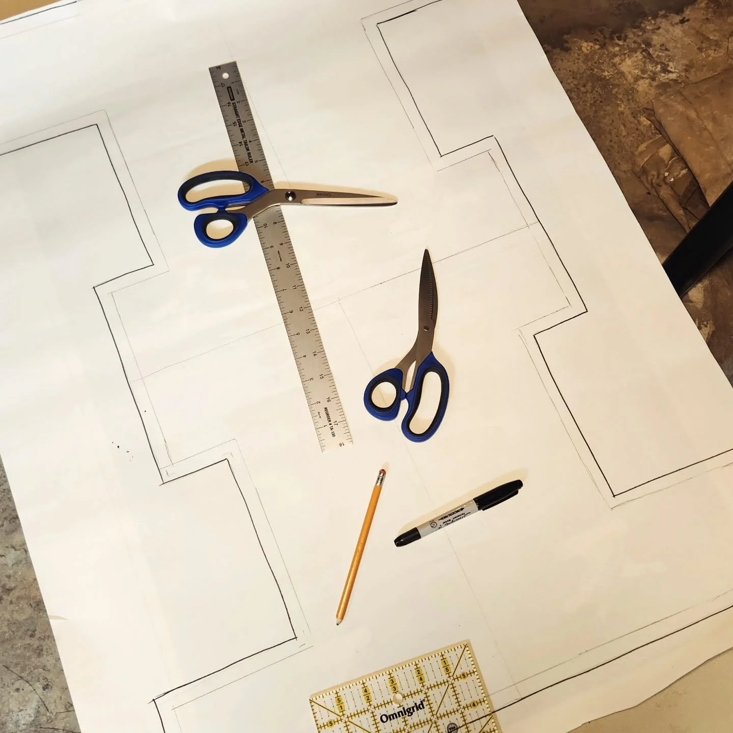 Kicking off a new custom project. Rough patterns, paper mockups, first passes at color. More to come as it takes shape. This one&rsquo;s pushing me into new territory.

#custombuild
#workinprogress
#patternmaking
#handmadegear
#carrygoods
#mainemade
