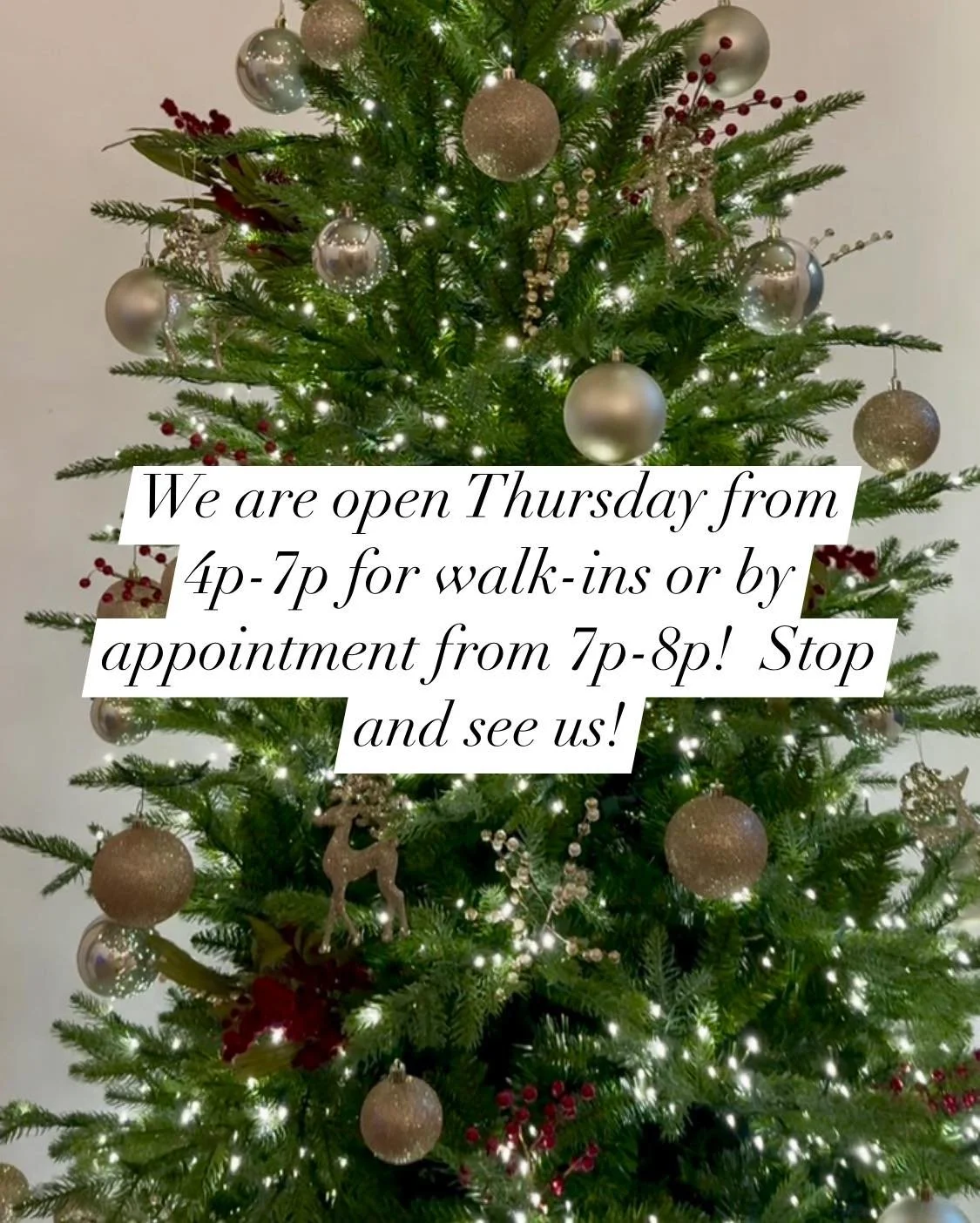 ✨ Stop in Thursday for a little sparkle therapy ✨
🔓 Open 4p-7p (walk-ins!)
📝 7p-8p (appointments only)
Stop in for some sparkle for yourself or grab a last minute gift!  We have gift cards, custom engraving options and many other options!  Come see