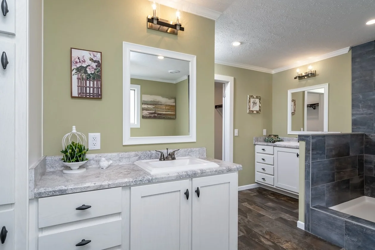 Winston-Haley-Bathroom-3.jpg