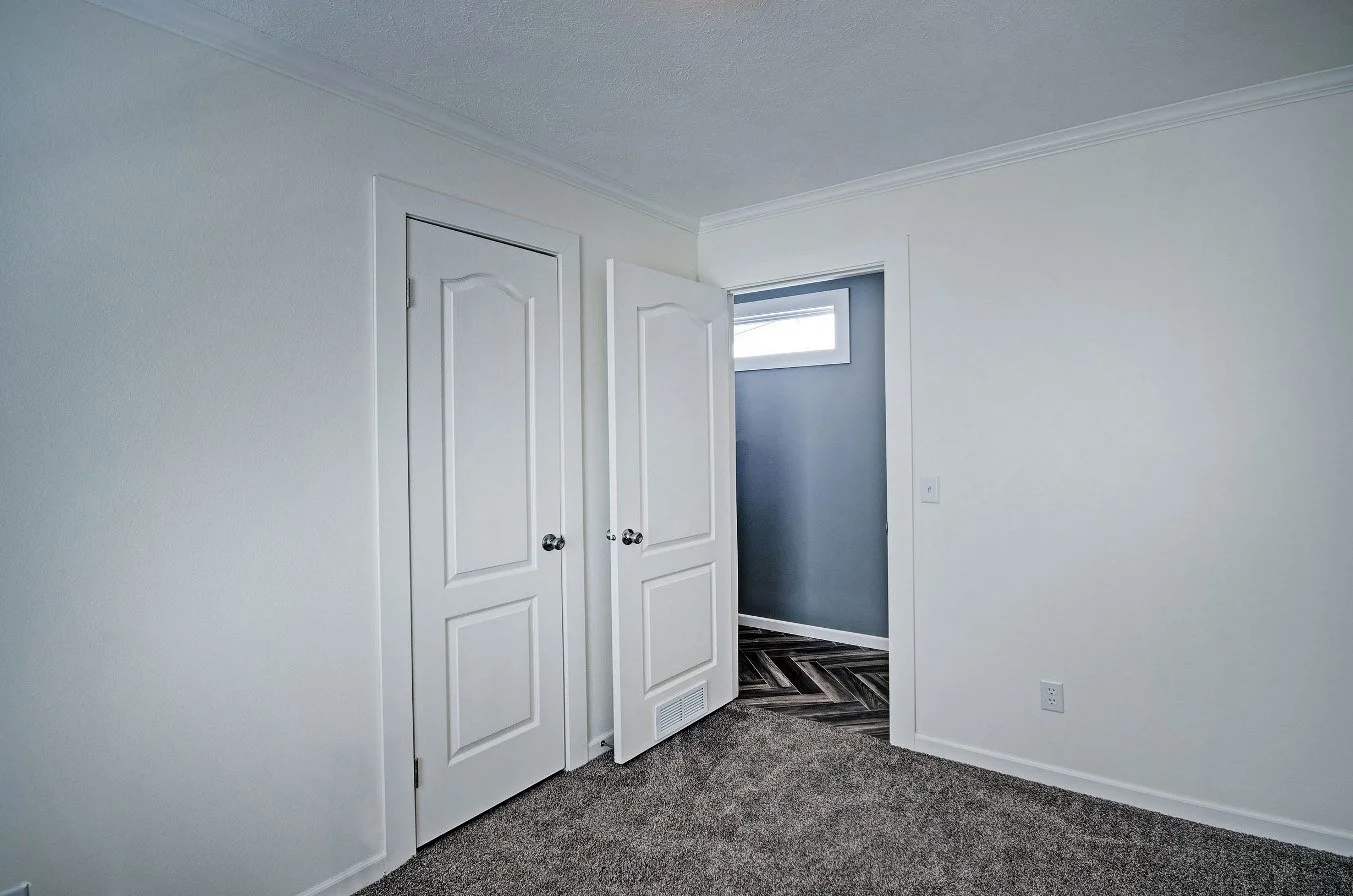 Winston-Ashbank-Bedroom-4.jpg