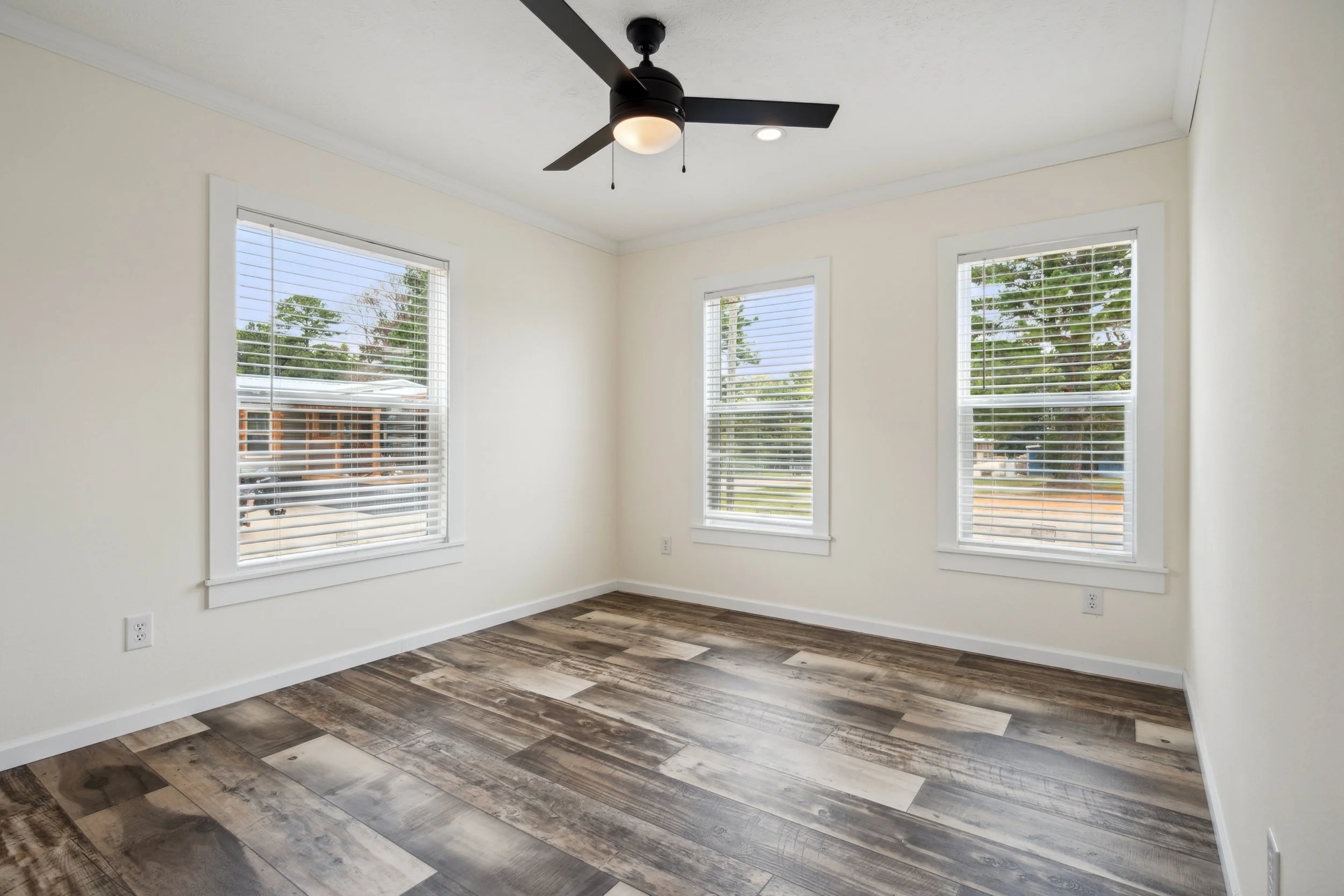 22-330-Buccaneer-St-The-Nexus-Hamilton-AL-35570-WindowStill-17.jpg
