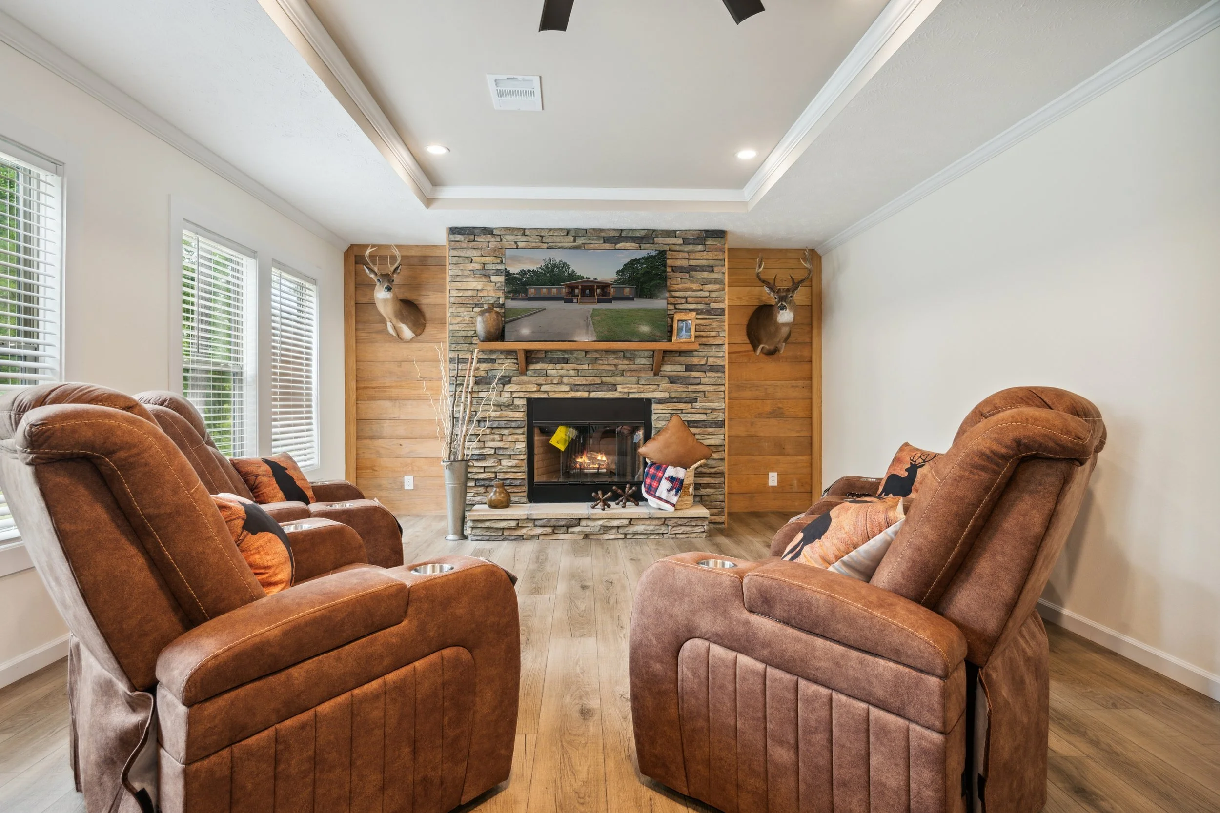21-330-Buccaneer-St-The-Basecamp-Hamilton-AL-35570-WindowStill-43.jpg