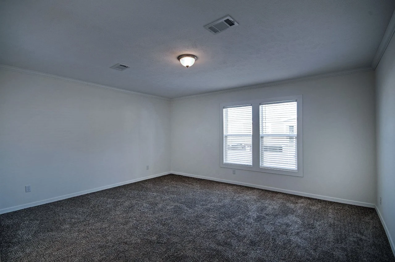 Winston-Sardis-Bedroom-1.jpg