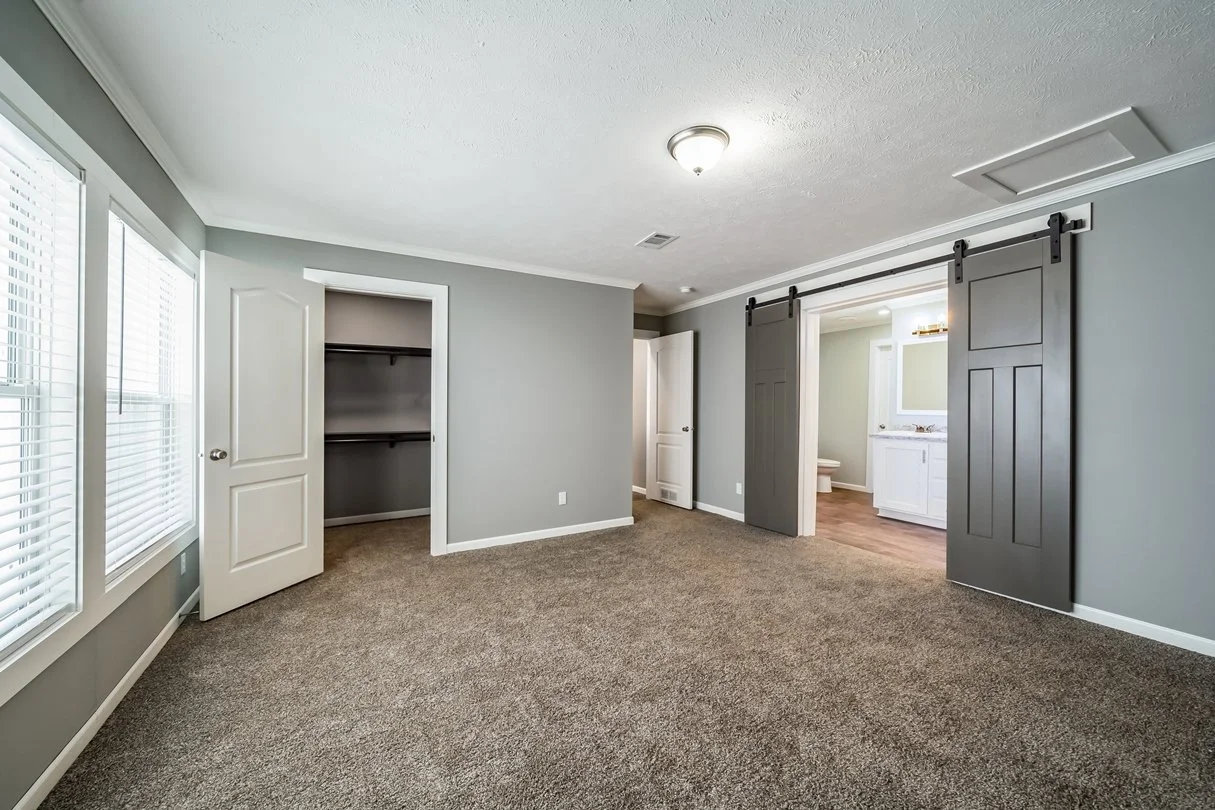 Winston-Delmar-Bedroom-3.jpg