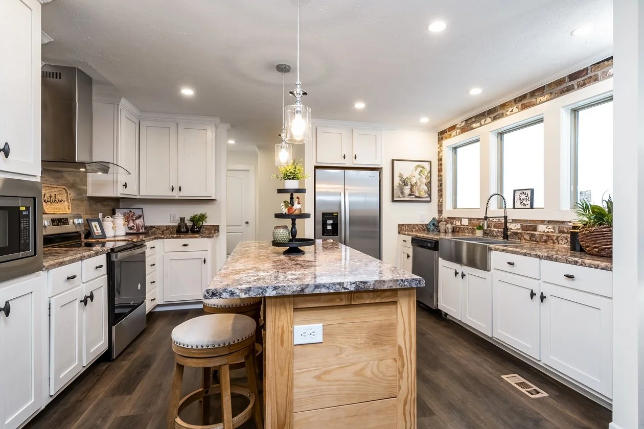 Winston-Sipsey-Kitchen-and-Dining-3.jpg