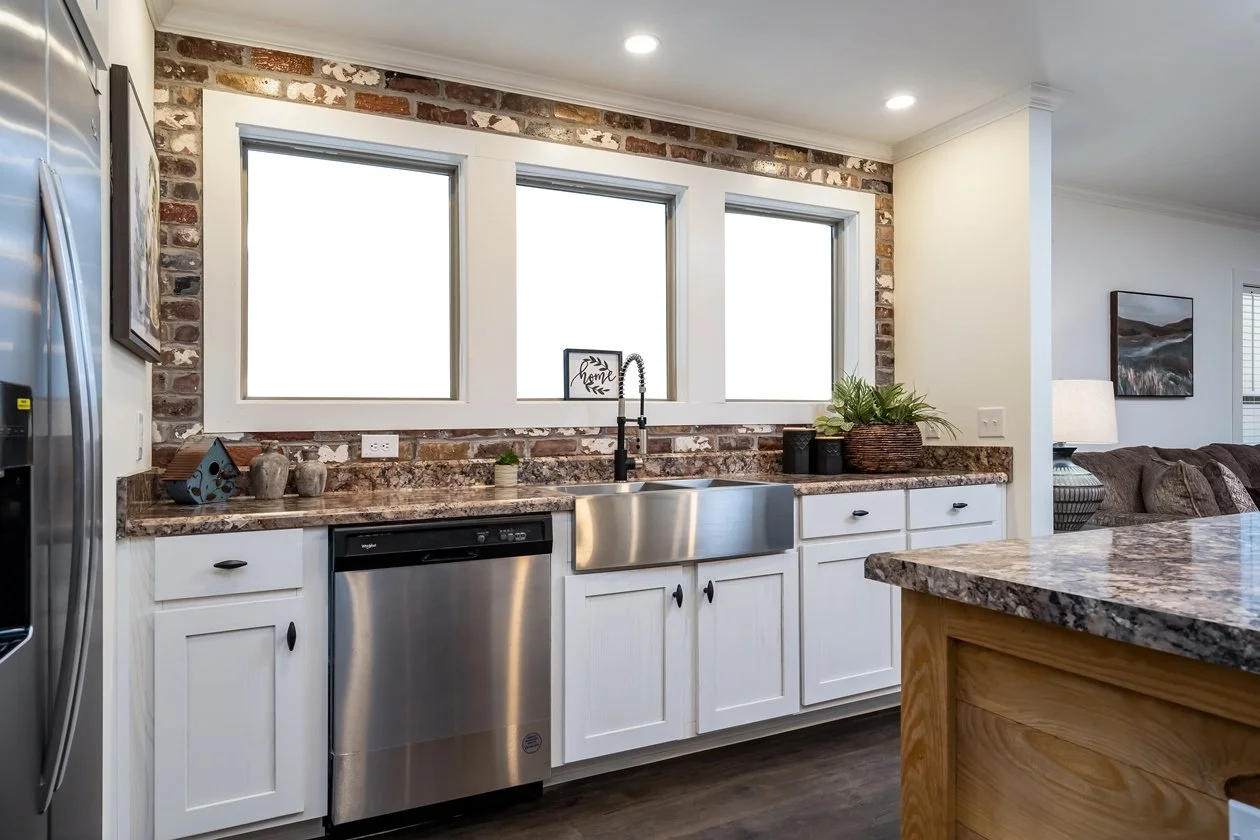 Winston-Sipsey-Kitchen-and-Dining-5.jpg