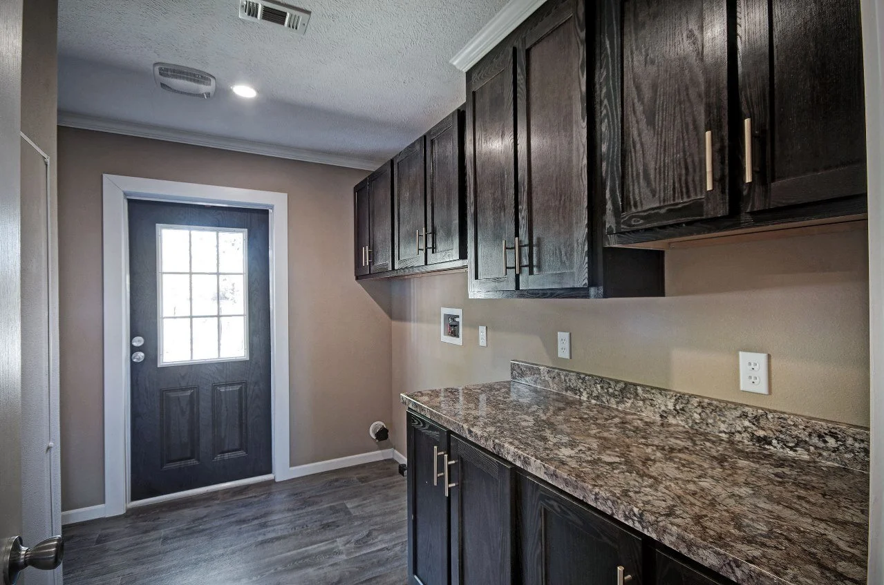 Winston-Stoney-Pointe-Laundry-Room-1.jpg