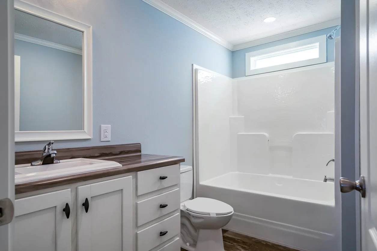 Winston-Byler-Model-Bathroom-7.jpg