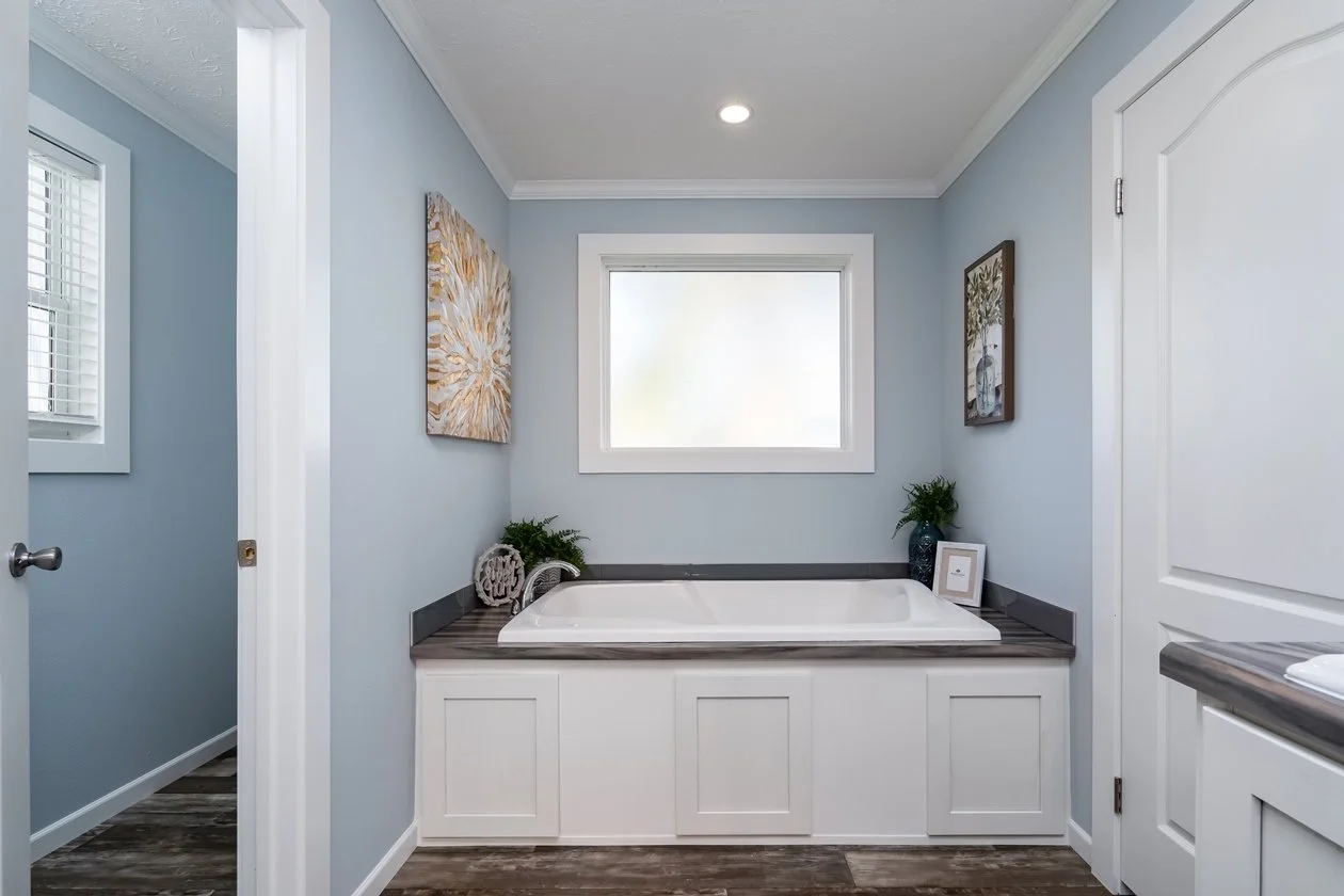 Winston-Byler-Model-Bathroom-3.jpg