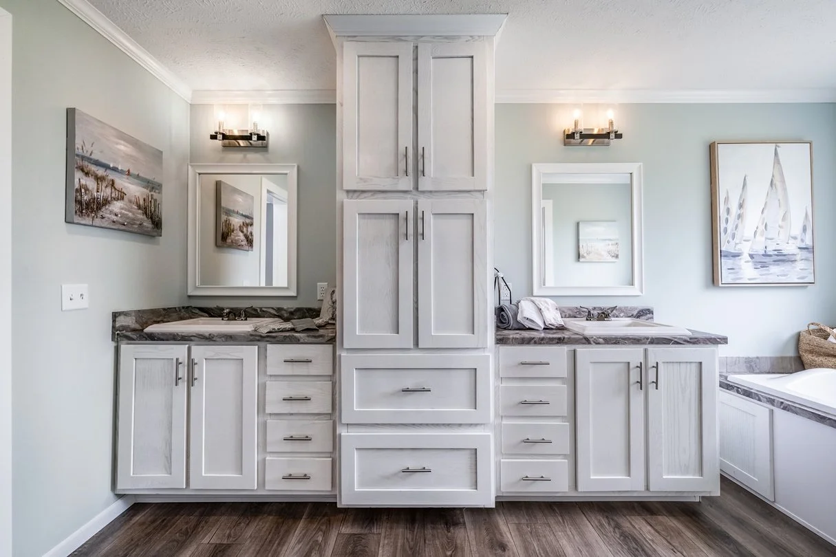 Winston-Upshaw-Bathroom-5.jpg