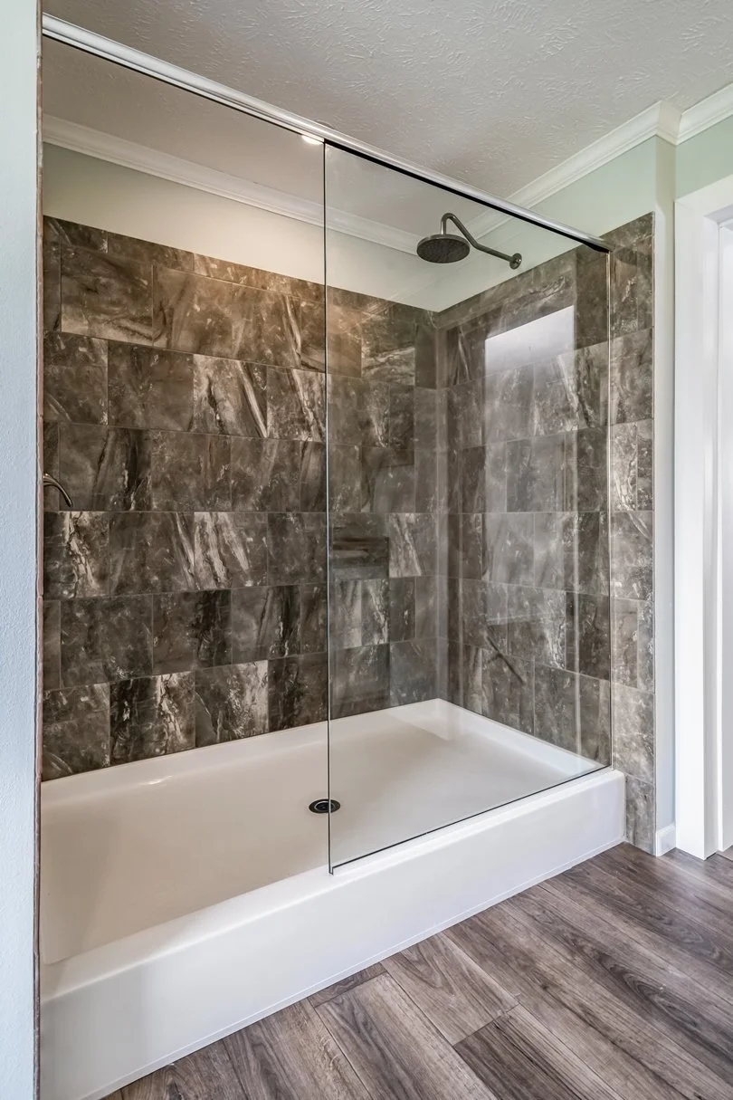 Winston-Upshaw-Bathroom-2.jpg