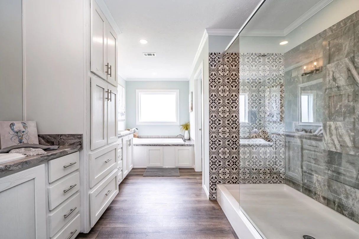 Winston-Upshaw-Bathroom-1.jpg