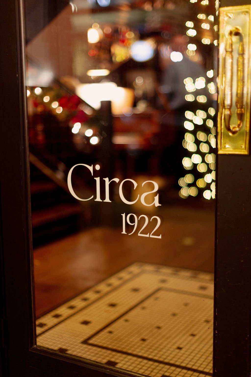 The entrance on N Front Street in Downtown Wilmington to Circa 1922