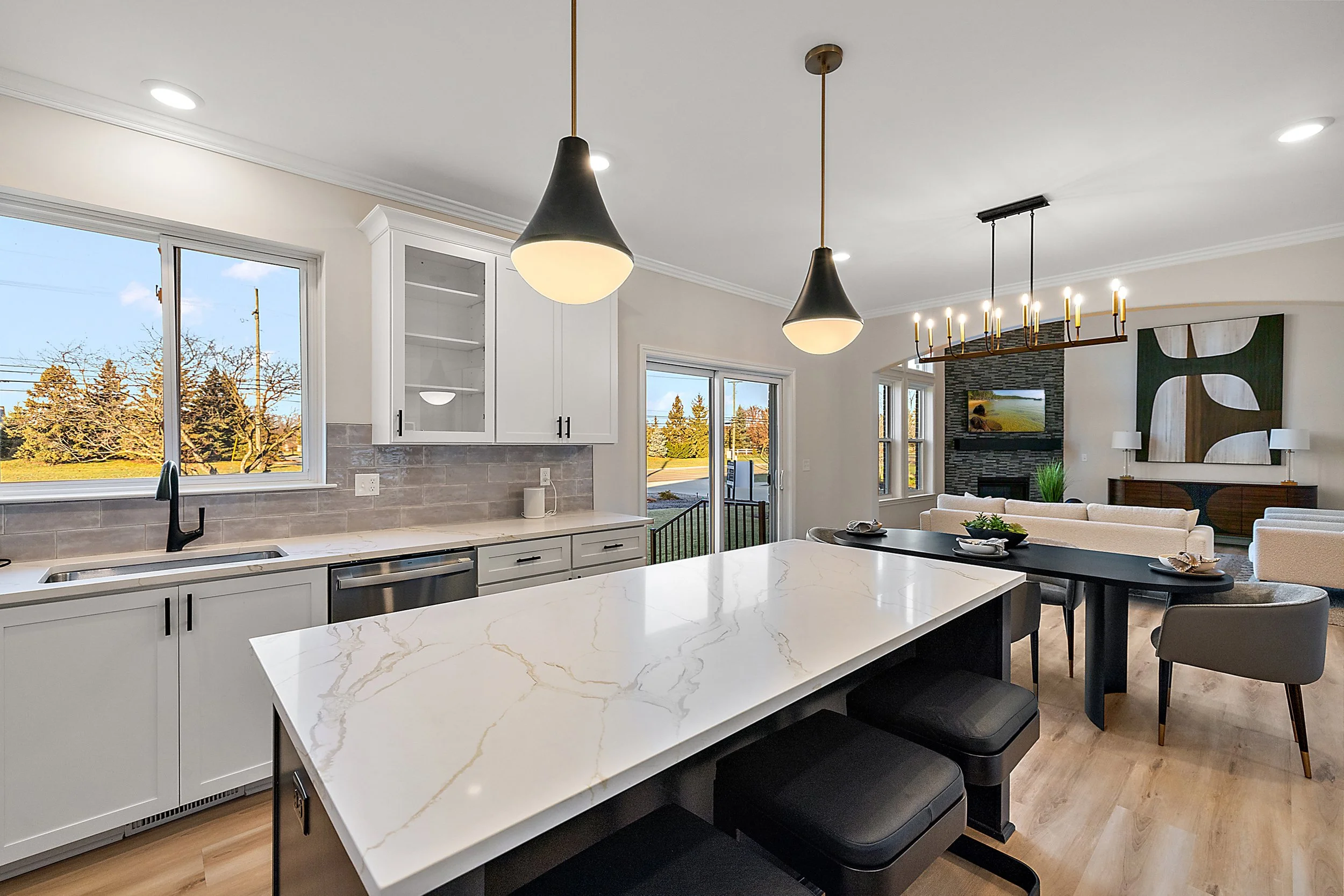 Spg Mdw-Kitchen Side View.jpg