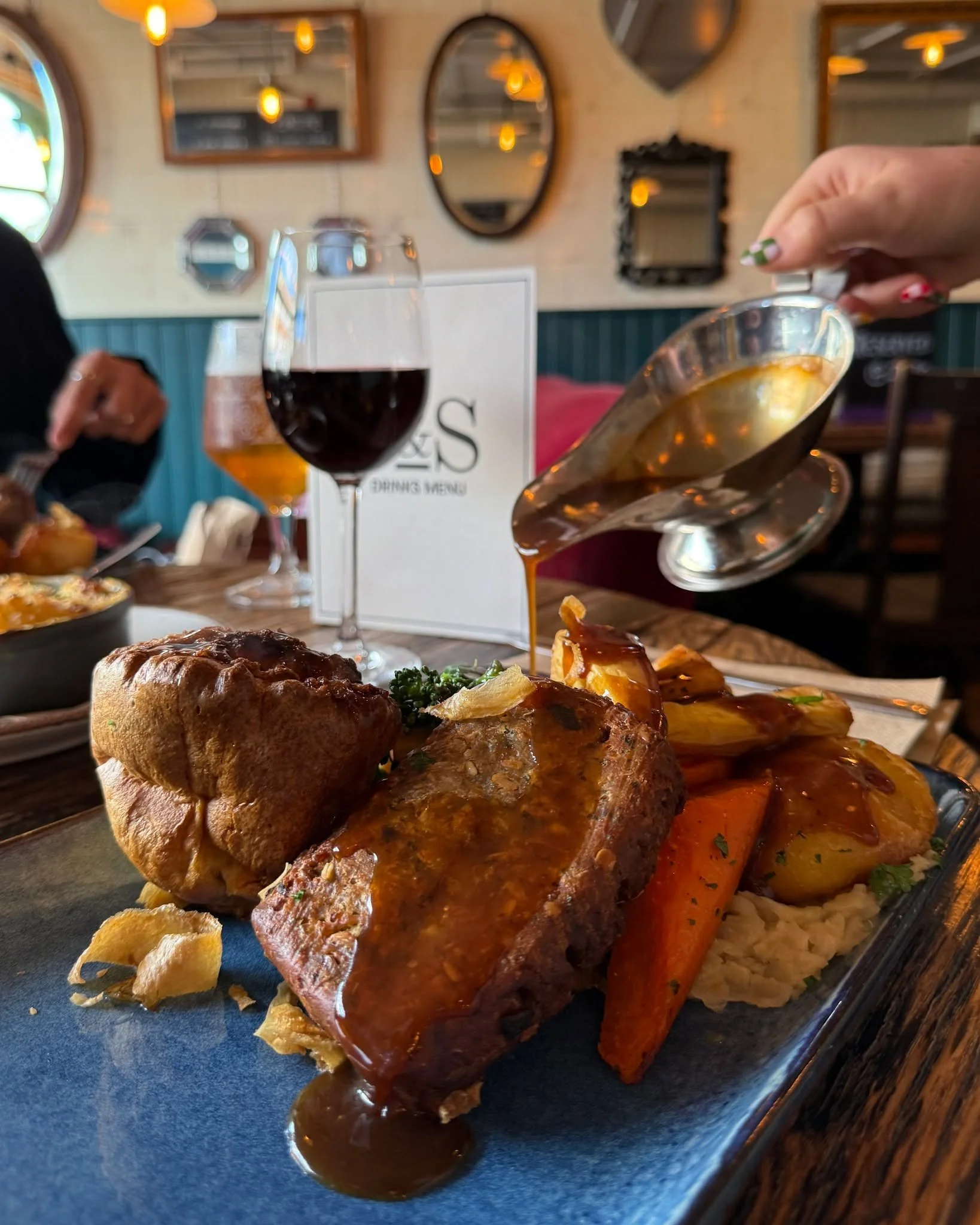 Roasts every Sunday from 12.

Gone when they&rsquo;re gone.

Booking link in bio.

#SundayRoast #PooleEats #JenkinsAndSons