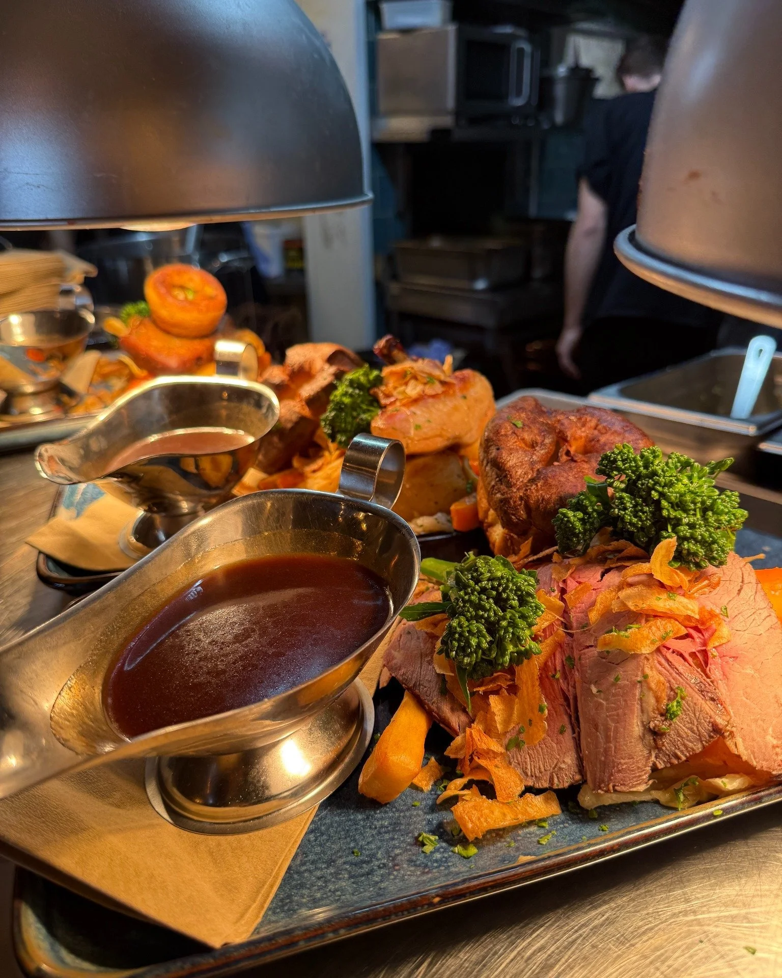 Sundays = roasts done right.

From 12pm &rsquo;til they&rsquo;re gone.

Book your spot &mdash; link in bio.

�#SundayRoast #PennHill #JenkinsAndSons #PooleEats