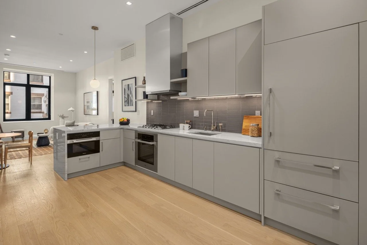 MA_555968 Large.jpeg